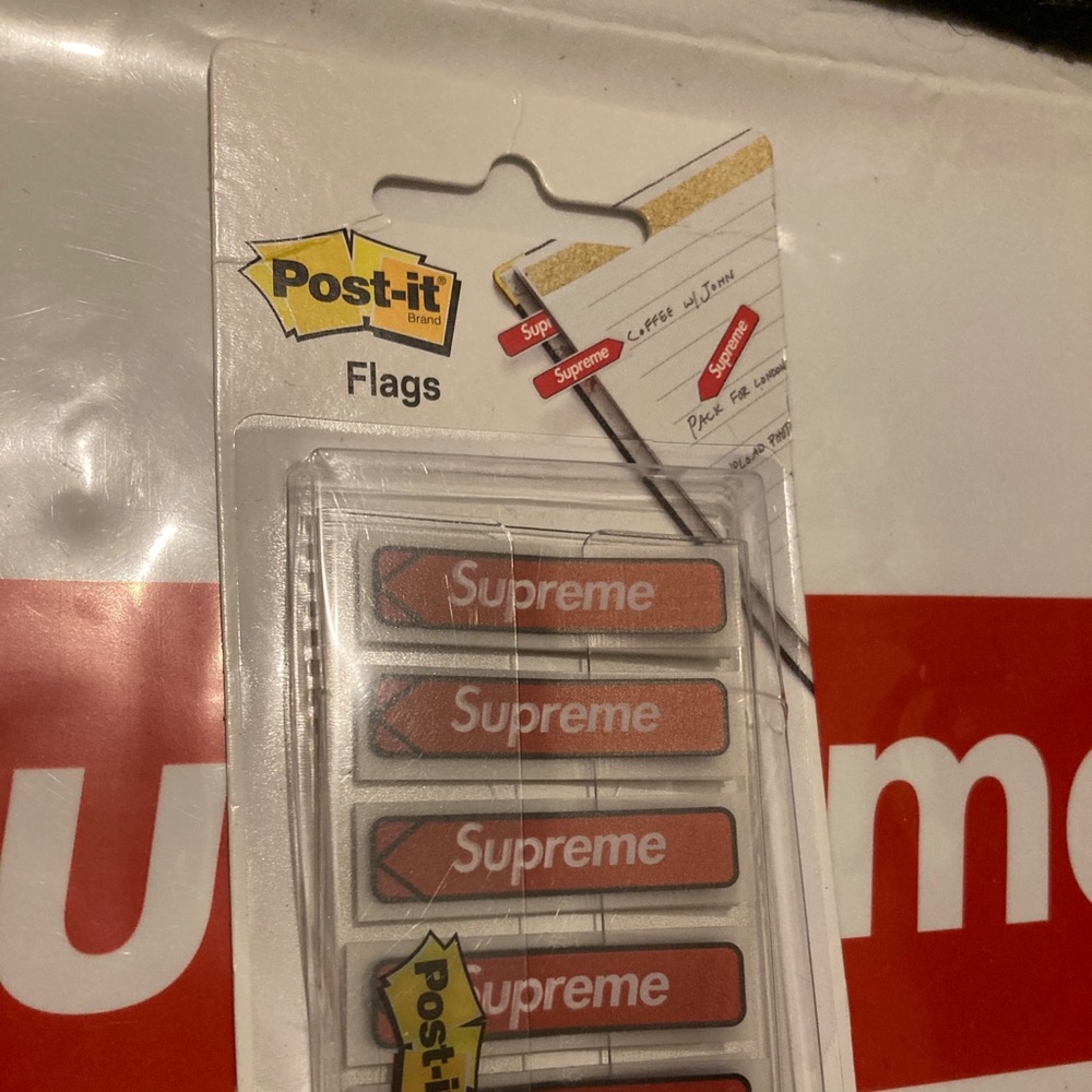 Supreme Post it Notes New in Package sealed